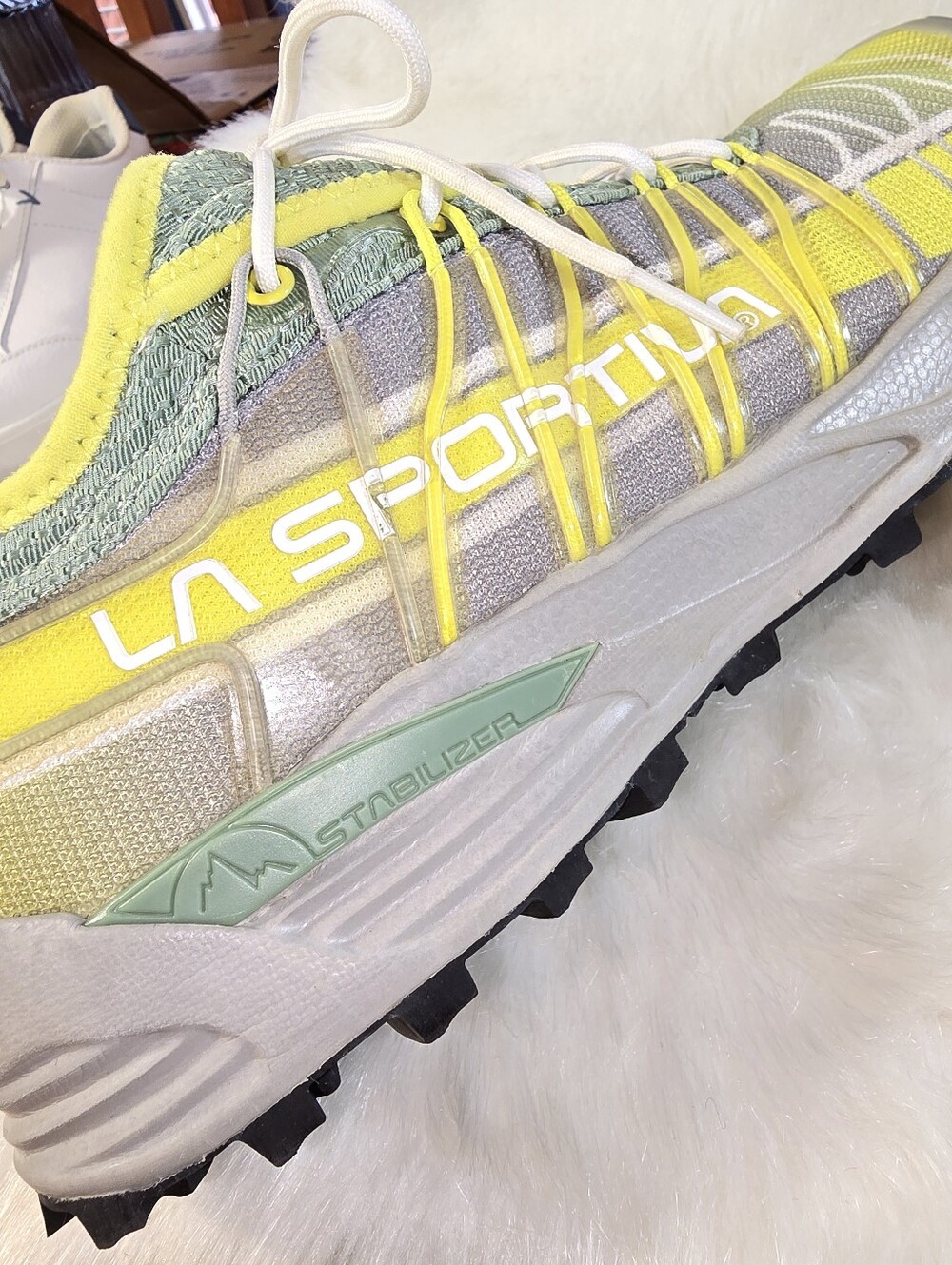 La Sportiva Mutant Yellow & Mint Women's Trail/ Mountain Running Shoes - Picture 5 of 16